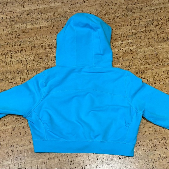 Lululemon bright blue crop hoodie w/3/4length sleeves. - Picture 3 of 5